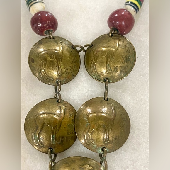 Vintage Un So De Oro Peru Llama Coin Necklace - Picture 4 of 13
